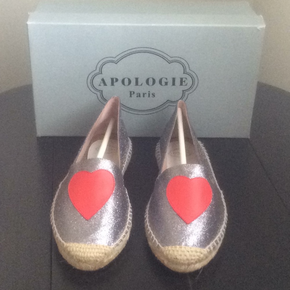New! APOLOGIE Silver Heart Espadrilles/Loafers 8